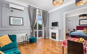 Apartment Tiziano-Belveder With Private Garage