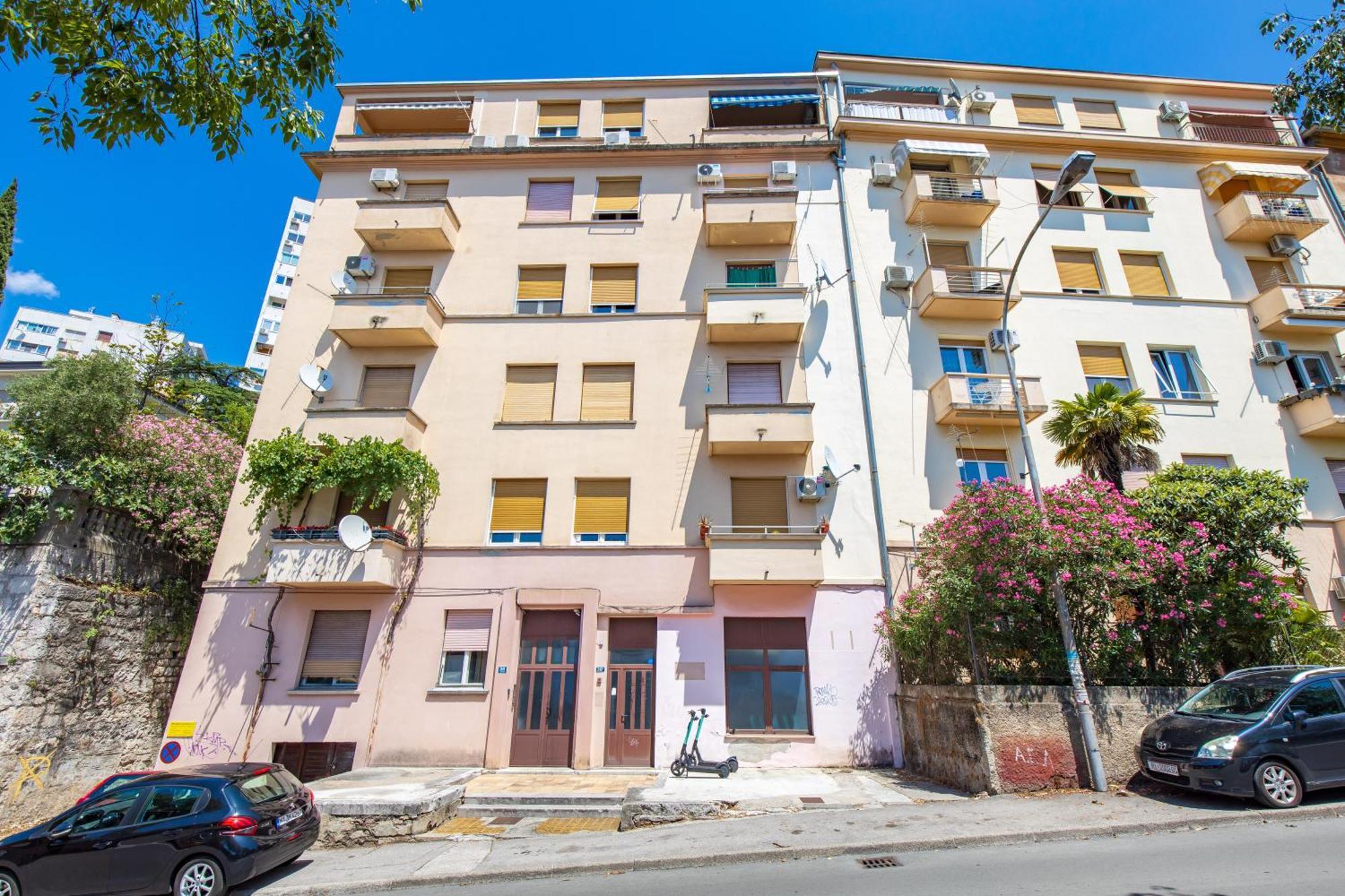 Apartment Tiziano-Belveder With Private Garage Fiume Kültér fotó