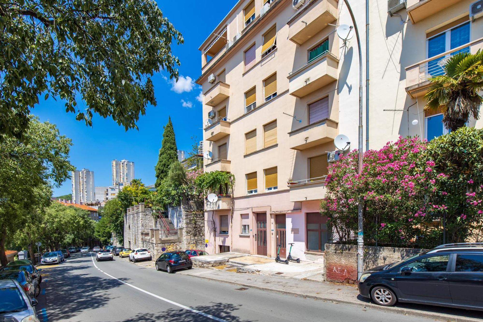 Apartment Tiziano-Belveder With Private Garage Fiume Kültér fotó